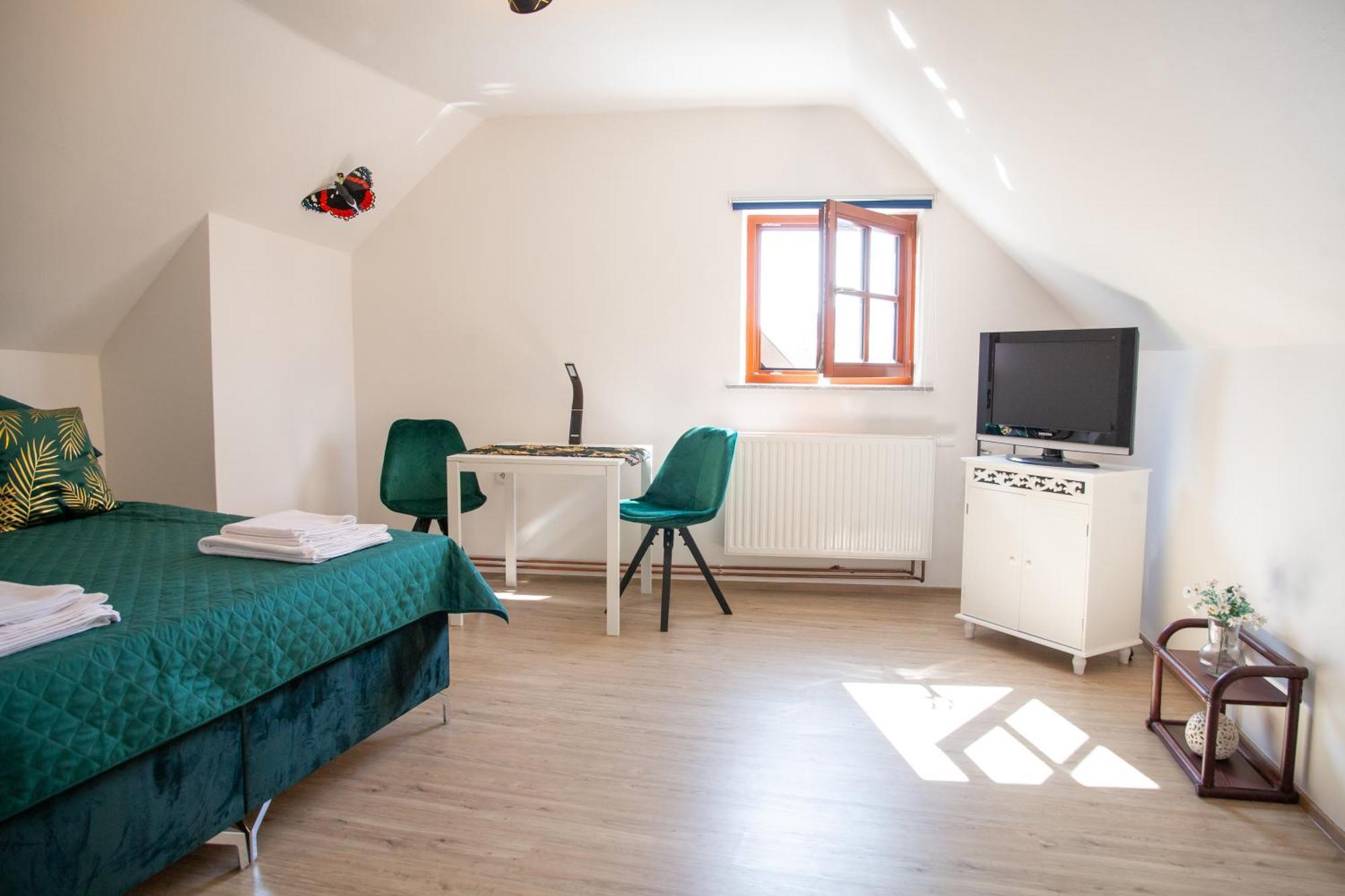 Rezidence Plesivec - Rodinny Apartman S 3 Loznicemi Český Krumlov Exteriér fotografie
